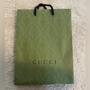 Gucci shopping bag